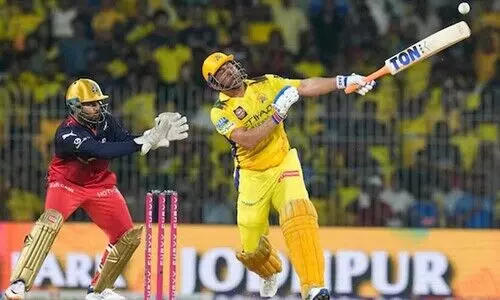 ധോണി ഒമ്പതാം നമ്പർ ബാറ്റർ? സാമാന്യയുക്തിക്ക് നിരക്കാത്ത തീരുമാനം! വ്യാപക വിമർശനം