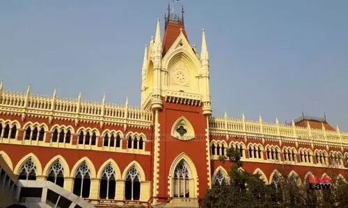 മോട്ടബാരിയിലെ വർഗീയ അക്രമത്തിലും തീവെപ്പിലും റിപ്പോർട്ട് തേടി കൽക്കട്ട ഹൈകോടതി