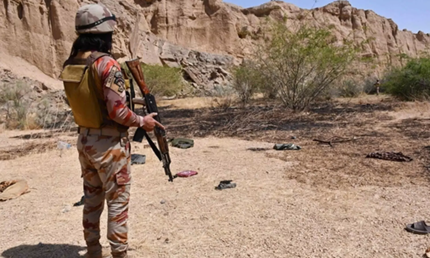 തീവ്രവാദ വിരുദ്ധ നടപടികൾക്കിടയിൽ പത്ത് പൗരൻമാരെ വധിച്ചെന്ന് വെളിപ്പെടുത്തലുമായി പാകിസ്താൻ