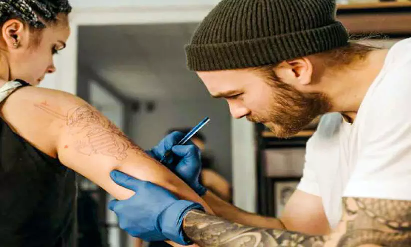 ടാ​റ്റൂ ഒ​ഴി​വാ​ക്കാം; കാ​ത്തി​രി​ക്കു​ന്ന​ത് അ​ർ​ബു​ദ​മാ​ണ്...