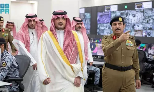 ഹ​റ​മി​ലെ സു​ര​ക്ഷ പ്ര​വ​ർ​ത്ത​ന​ങ്ങ​ളു​ടെ പു​രോ​ഗ​തി ആ​ഭ്യ​ന്ത​ര മ​ന്ത്രി അ​വ​ലോ​ക​നം ചെ​യ്​​തു