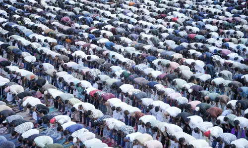 ന​വ്യാ​നു​ഭ​വ​മാ​യി അ​ജ്മാ​നി​ലെ മ​ല​യാ​ളി ഈ​ദ് ഗാ​ഹ്