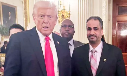 യു.എസ് പ്രസിഡന്റിന്റെ ഇഫ്താർ വിരുന്നിൽ ഒമാൻ പ്രതിനിധിയും യു.എസ് പ്രസിഡന്റിന്റെ ഇഫ്താർ വിരുന്നിൽ ഒമാൻ പ്രതിനിധിയും