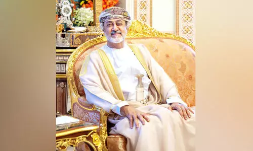 സുൽത്താൻ പെരുന്നാൾ ആശംസകൾ നേർന്നു സുൽത്താൻ പെരുന്നാൾ ആശംസകൾ നേർന്നു