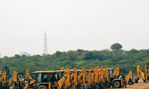 വിദ്യാർത്ഥി പ്രക്ഷോഭം റിപ്പോർട്ട് ചെയ്യുന്നതിനിടെ മാധ്യമ പ്രവർത്തകനെ അറസ്റ്റുചെയ്തു; തെലങ്കാന ഗവൺമന്റിനെതിരെ വിമർശനവുമായി ബി.ആർ.എസ്