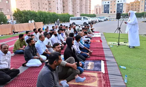 കുവൈത്ത് ഇന്ത്യൻ ഹുദാ സെന്റർ ഈദുൽ ഫിത്ർ നമസ്കാരം കുവൈത്ത് ഇന്ത്യൻ ഹുദാ സെന്റർ ഈദുൽ ഫിത്ർ നമസ്കാരം