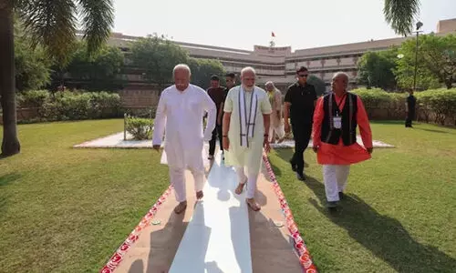 ​​നരേന്ദ്ര മോദി സെപ്റ്റംബറിൽ പ്രധാനമന്ത്രിസ്ഥാനമൊഴിയും; അനുമതി വാങ്ങാനാണ് ആർ.എസ്.എസ് ആസ്ഥാനം സന്ദർശിച്ചത് -റാവത്ത്