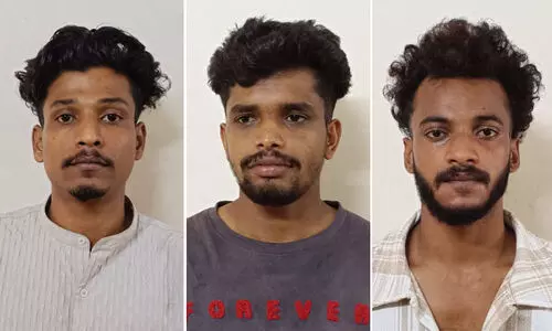 റോഡരികിൽ ലഹരി ഉപയോഗിക്കുന്നത് ചോദ്യം ചെയ്തവരെ മാരകമായി ആക്രമിച്ചവർ അറസ്റ്റിൽ റോഡരികിൽ ലഹരി ഉപയോഗിക്കുന്നത് ചോദ്യം ചെയ്തവരെ മാരകമായി ആക്രമിച്ചവർ അറസ്റ്റിൽ