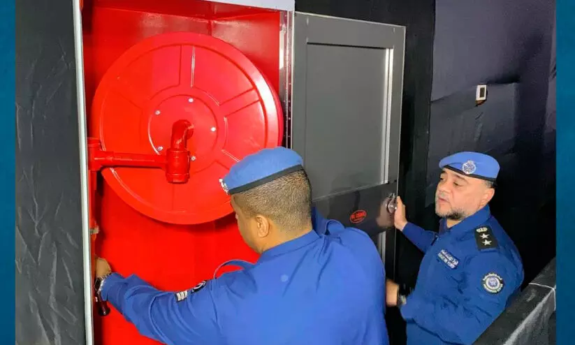 സിനിമ തിയറ്ററുകളിൽ ഫയർഫോഴ്സ് പരിശോധന സിനിമ തിയറ്ററുകളിൽ ഫയർഫോഴ്സ് പരിശോധന