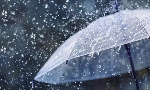 ബം​ഗ​ളൂ​രു ഉ​ള്‍പ്പ​ടെ 25 ജി​ല്ല​ക​ളി​ല്‍ വ​രും ദി​വ​സ​ങ്ങ​ളി​ല്‍ മ​ഴ​ക്ക് സാ​ധ്യ​ത