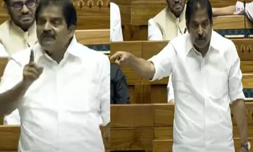 വിശ്വഹിന്ദു പരിഷത്തിന്റെ രൂപീകരണം പോലും മാര്‍പ്പാപ്പയുടെ സന്ദര്‍ശനത്തോടുള്ള എതിർപ്പിനെ തുടർന്നായിരുന്നു; ബി.ജെ.പി ഇന്ന് ക്രൈസ്തവരുടെ രക്ഷകരായി നടിക്കുന്നുവെന്ന് കെ.സി വേണുഗോപാൽ