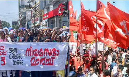 ആശ സമരത്തിന് ഒപ്പം നിൽക്കണം, കേരളം വ്യത്യസ്തമെന്ന് ലോകത്തെ കാണിക്കാനുള്ള അവസരം; പാർട്ടി കോൺഗ്രസ് പ്രതിനിധികൾക്ക് തുറന്ന കത്തുമായി സാംസ്കാരിക പ്രവർത്തകർ