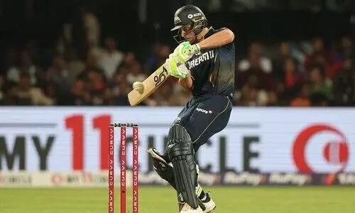 ബട്ലർ ഷോയിൽ ഗുജറാത്തിന് അനായാസ ജയം; ബംഗളൂരുവിനെ കീഴടക്കിയത് എട്ടു വിക്കറ്റിന്