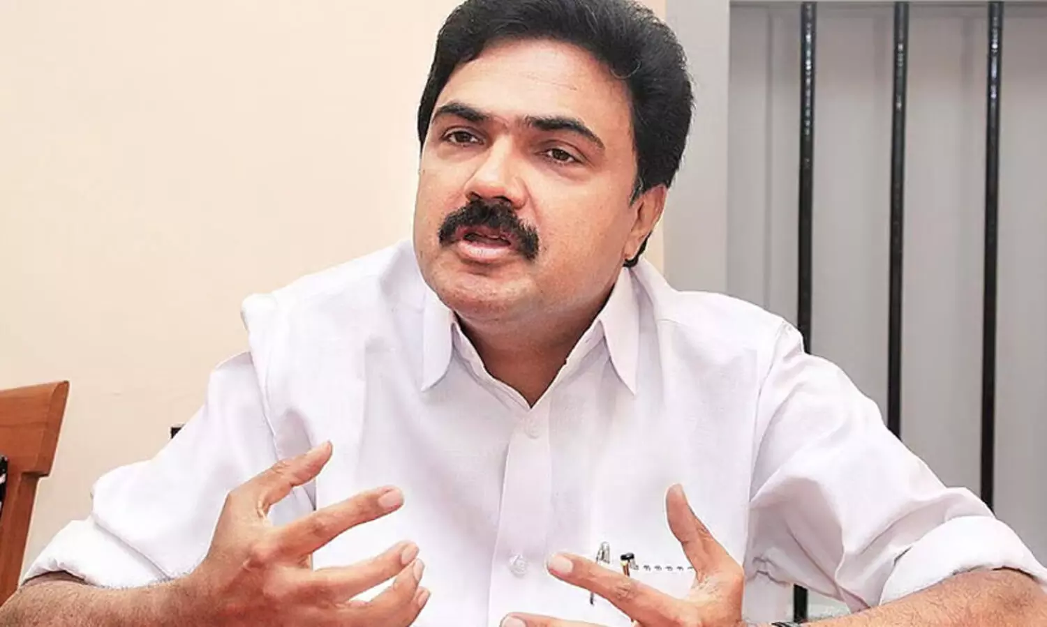 വഖഫിന്റെ കാര്യത്തിൽ ബിഷപ്പുമാർക്കും മതനേതാക്കൾക്കും ഒപ്പം ഉറച്ചുനിൽക്കും -ജോസ് കെ. മാണി