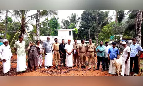 കു​ഴി​മ​ണ്ണ ക​ടു​ങ്ങ​ല്ലൂ​രി​ല്‍ കണ്ട കാ​ല്‍പ്പാ​ടു​ക​ള്‍ പു​ലി​യു​ടേ​ത​ല്ലെ​ന്ന് സ്ഥി​രീ​ക​രിച്ചു