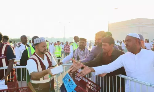 ശ്ര​ദ്ധേ​യ​മാ​യി ഏ​ഷ്യ​ൻ ടൗ​ൺ ഈ​ദ് പ​രി​പാ​ടി