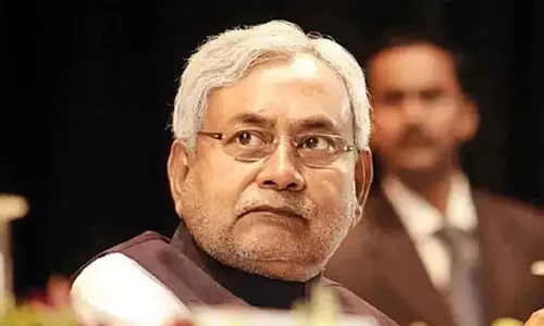 വഖഫ് ബില്ലിന് പിന്തുണ: രണ്ട് ജെ.ഡി-യു നേതാക്കൾ രാജിവെച്ചു; ‘ജീവിതത്തിലെ നിരവധി വർഷങ്ങൾ പാർട്ടിക്ക് നൽകിയതിൽ ഖേദിക്കുന്നു’