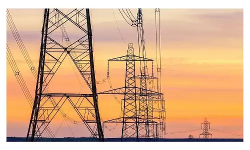 24 വ​ര്‍ഷ​ത്തേ​ക്ക്​ വൈ​ദ്യു​തി വാ​ങ്ങു​ന്ന​തി​ന്​ ക​രാ​റി​ൽ ഒ​പ്പു​വെ​ച്ച്​ ‘ത​ഖ’