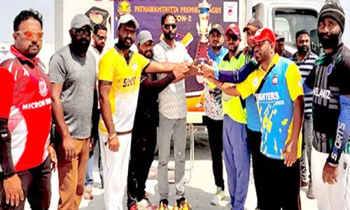 പ​ത്ത​നം​തി​ട്ട പ്രീ​മി​യ​ർ ലീ​ഗ് സീ​സ​ൺ-2 മ​ത്സ​ര​ത്തി​ൽ ജേ​താ​ക്ക​ളാ​യി വാ​ൻ​ഡേ​ഴ്സ് 11