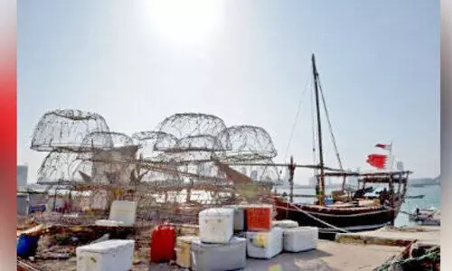 മ​ത്സ്യ​ബ​ന്ധ​ന നി​രോ​ധ​നം പു​നഃ​പ​രി​ശോ​ധി​ക്ക​ണം