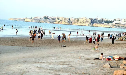 രാ​ജ്യ​ത്ത്​ താ​പ​നി​ല ഉ​യ​രു​ന്നു