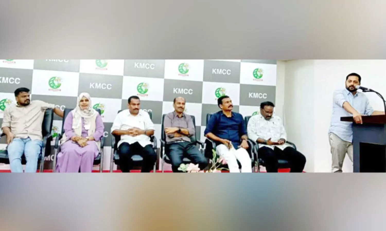 ഈ​ദ് ദി​ന​ത്തി​ലെ സ​ർ​ഗ​സം​ഗ​മം അ​വി​സ്മ​ര​ണീ​യ​മാ​യി