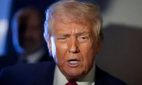 ‘ഇത് എന്ന​ത്തേക്കാളും സമ്പന്നരാകാനുള്ള മികച്ച സമയം’; ഓഹരി വിപണിയിലെ ഇടിവിനിടെ നിക്ഷേപകരോട് ട്രംപ്