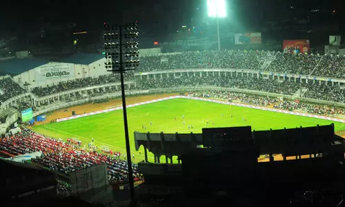 കേ​ര​ള ബ്ലാ​സ്റ്റേ​ഴ്സ്  ര​ണ്ടാം ഹോം ​ഗ്രൗ​ണ്ടാ​യി കോ​ഴി​ക്കോ​ടി​നെ പ​രി​ഗ​ണി​ക്കു​മ്പോ​ൾ മുന്നിൽ വെല്ലുവിളികളേറെ