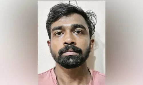 റെയിൽവേ സ്റ്റേഷനിൽ മദ്യപിച്ചതിന് ആ​ർ.​പി.​എ​ഫ് പി​ടി​കൂ​ടി​യ ആൾ സ്റ്റേഷൻ പരിസരത്തെ സ്കൂട്ടറുമായി കടന്നു കളഞ്ഞു