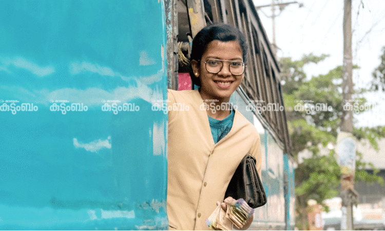 ‘മറ്റു കണ്ടക്ടർ ചേട്ടന്മാർക്ക് ആദ്യം താൽപര്യമുണ്ടായിരുന്നില്ല. പിന്നീട് അവർ ചങ്ങാതിമാരായി’ -അനന്തലക്ഷ്മി കണ്ടക്ടർ ജോലി ചെയ്യുന്നത് എം.കോം, സി.എം.എ പഠനത്തോടൊപ്പം