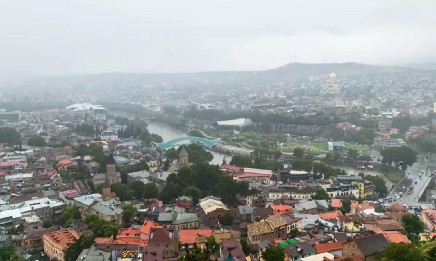 മഞ്ഞിൽ പൊതിഞ്ഞ തിബ്ലിസിൻ പുലരികൾ