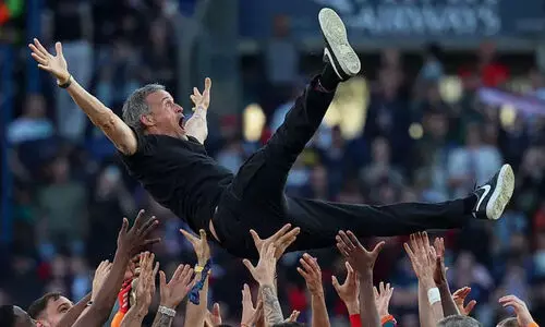 ആറ് മത്സരം ശേഷിക്കെ ഫ്രഞ്ച് ലീഗ് കിരീടം സ്വന്തമാക്കി പി.എസ്.ജി