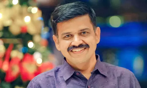 sandeep varrier 9879878