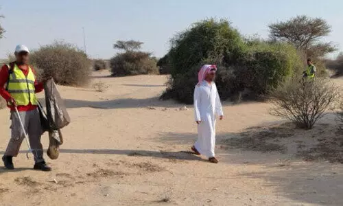 ശു​ചീ​ക​ര​ണ യ​ത്ന​വു​മാ​യി പ​രി​സ്ഥി​തി മ​ന്ത്രാ​ല​യം