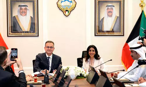 ജി.സി.സി റെയിൽ പദ്ധതി: കു​വൈ​ത്തി​ലെ 111 കി​ലോ​മീ​റ്റ​ർ ;  തു​ർ​ക്കി​യ ക​മ്പ​നി​യു​മാ​യി ക​രാ​റി​ൽ ഒ​പ്പു​വെ​ച്ചു