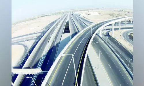 സു​ൽ​ത്താ​നേ​റ്റി​ലെ റോ​ഡു​ക​ൾ സൂ​പ്പ​റാ​ണ്