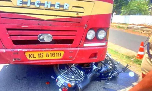 അടച്ചുപൂട്ടിയിട്ടും അപകടം ഒഴിയാതെ ആശ്രമം കവല