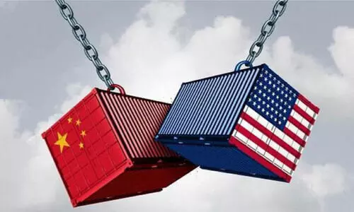 പകരച്ചുങ്കം വ്യാപാരയുദ്ധത്തിലേക്ക്; ഭീഷണി ചെറുക്കാൻ സു​സ​ജ്ജ​മെ​ന്ന് ചൈ​ന