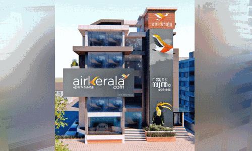 ചരിത്രത്തിലേക്ക് പറക്കാൻ ഒരുങ്ങി എയര് കേരള ചരിത്രത്തിലേക്ക് പറക്കാൻ ഒരുങ്ങി എയര് കേരള