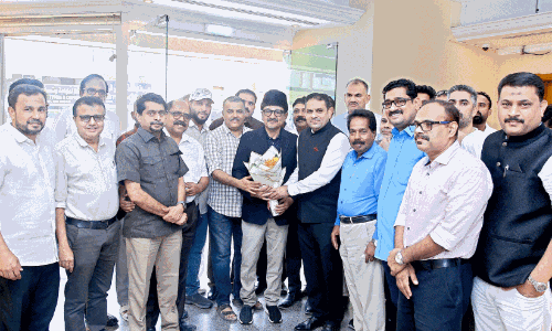 പാണക്കാട് സാദിഖലി ശിഹാബ് തങ്ങൾക്ക് സ്വീകരണം പാണക്കാട് സാദിഖലി ശിഹാബ് തങ്ങൾക്ക് സ്വീകരണം