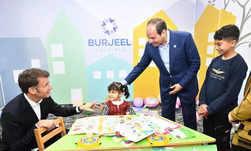 ഗ​സ്സ​യി​ലെ കു​ട്ടി​ക​ൾ​ക്ക്​ ബു​ർ​ജീ​ൽ ഒ​രു​ക്കി​യ വി​നോ​ദ​സ്ഥ​ലം സ​ന്ദ​ർ​ശി​ച്ച് രാ​ഷ്ട്ര​ത്ത​ല​വ​ന്മാ​ർ