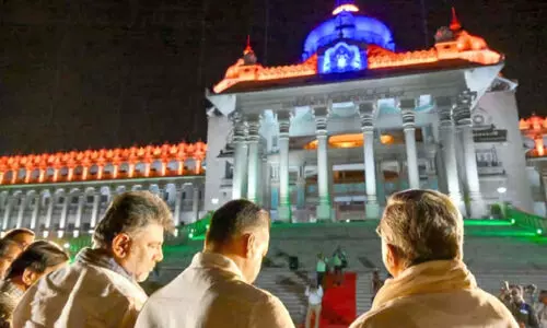 വി​ധാ​ന സൗ​ധ​യി​ൽ ഗൈ​ഡ​ഡ് ടൂ​ർ ഒ​രു​ക്കും