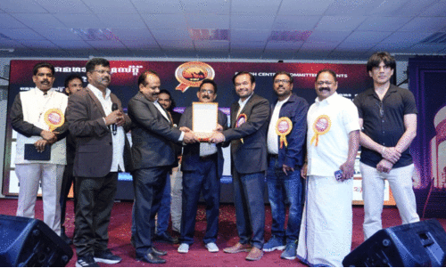 നൂ​റു​ദ്ദീ​ൻ പൊ​ന്നാ​നി​ക്ക് ജി.​എം.​എ​ഫ് യാ​ത്ര​യ​യ​പ്പ് ന​ൽ​കി