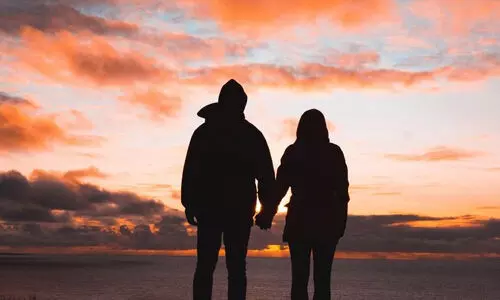 റിലേഷന്‍ഷിപ്പില്‍ ഹാപ്പിയാണെങ്കിൽ ശരീരഭാരം കൂടുമോ? വിദഗ്ധര്‍ പറയുന്നതിങ്ങനെ...