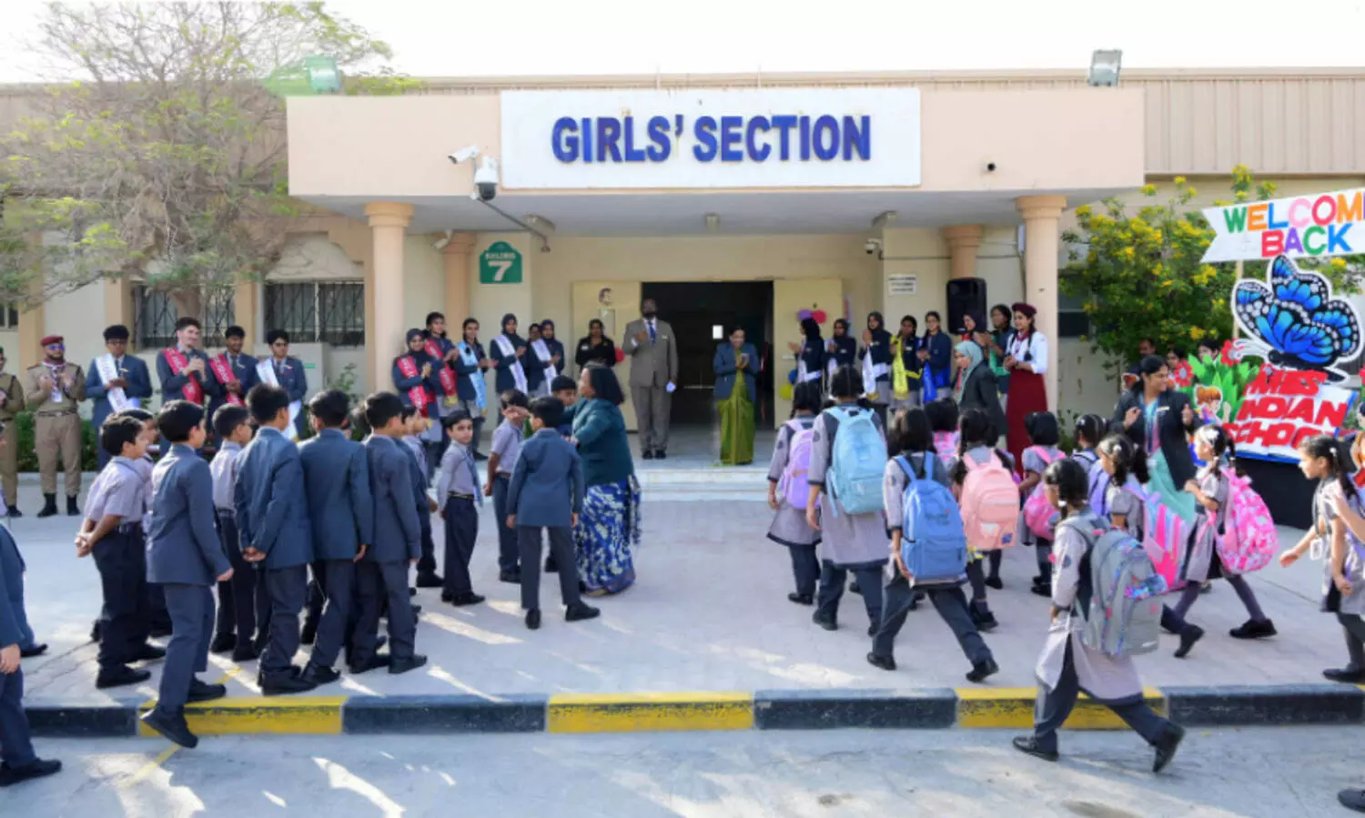 എം.​ഇ.​എ​സി​ൽ ക്ലാ​സു​ക​ൾ​ക്ക് തു​ട​ക്കം