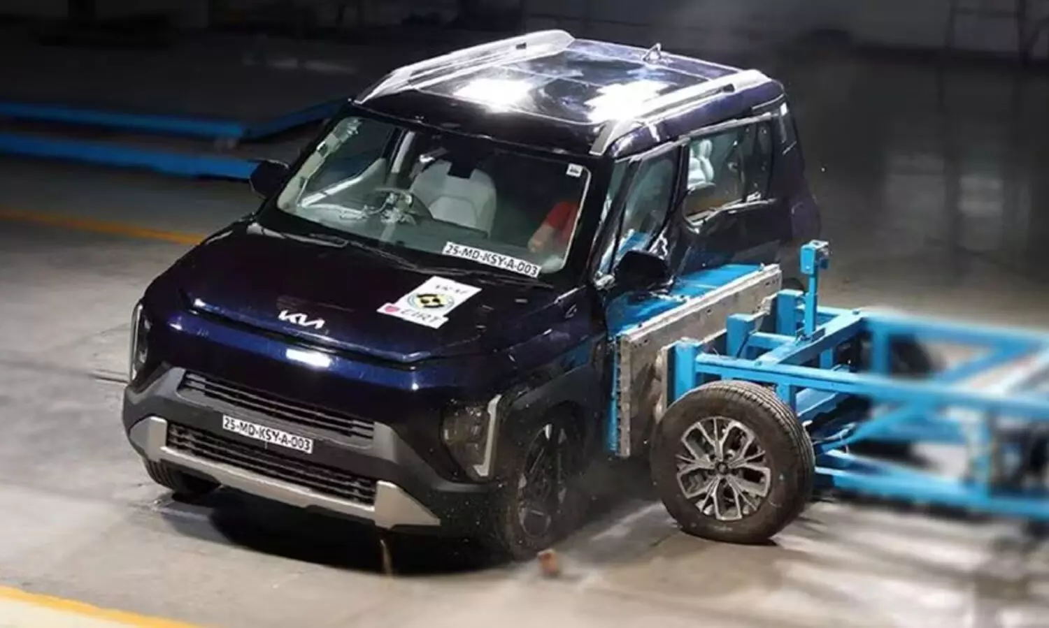 ഇടിച്ച് നേടി 5 സ്റ്റാർ; എൻ.സി.എ.പി ക്രാഷ് ടെസ്റ്റിൽ തിളങ്ങി കിയ സിറോസ്