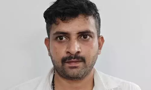 ‘പല തവണ വിഡിയോ കാളും വോയ്സ് കാളും ചെയ്ത്   ഡിജിറ്റൽ അറസ്റ്റിലാണെന്ന് വിശ്വസിപ്പിച്ചു’; മലപ്പുറം സ്വദേശിനിയിൽനിന്ന് 93 ലക്ഷം തട്ടിയ കോട്ടയം സ്വദേശി അറസ്റ്റിൽ