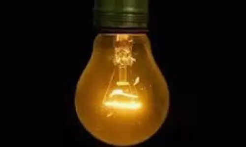 കുവൈത്തിൽ  വൈദ്യു​തി നി​യ​ന്ത്ര​ണം തു​ട​രു​ന്നു