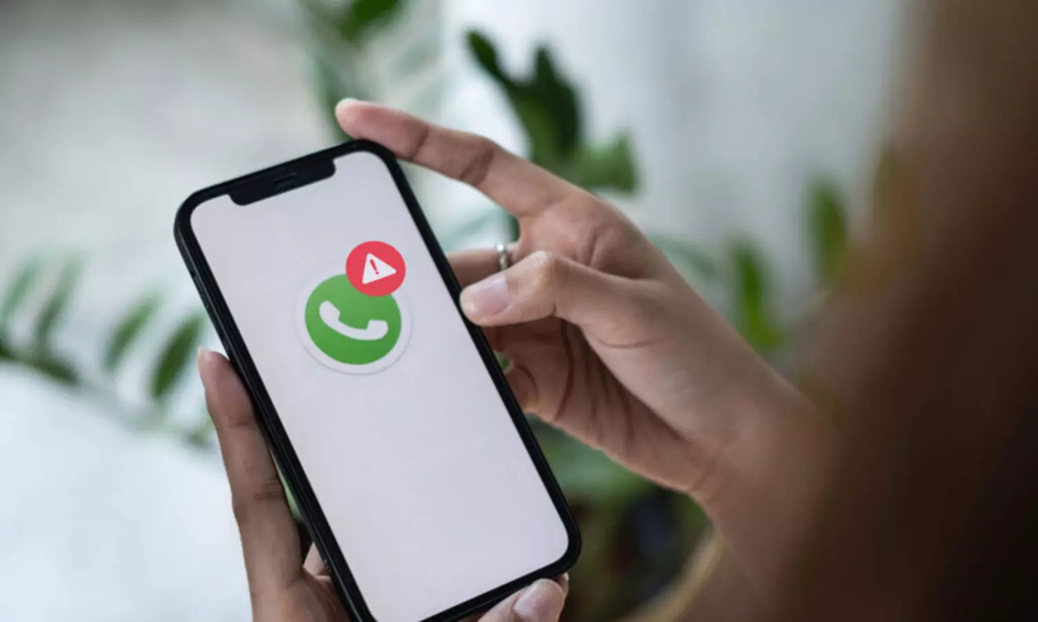 എന്ത് വിധിയിത്..! യു.പി.ഐക്ക് പിന്നാലെ വാട്സ്ആപ്പും പണിമുടക്കി; വലഞ്ഞ് ഉപയോക്താക്കൾ