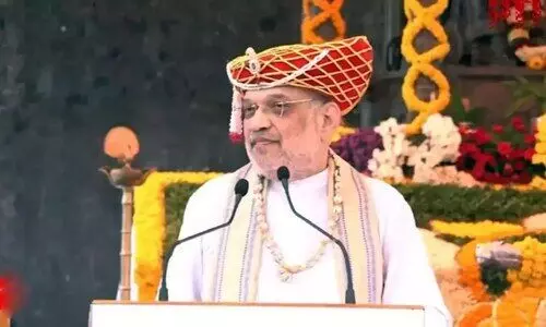 ആലംഗീറായി സ്വയം വിശേഷിപ്പിച്ച ഔറംഗസീബ് അടക്കം ചെയ്യപ്പെട്ടത് മഹാരാഷ്ട്രയിലെന്ന് അമിത് ഷാ ആലംഗീറായി സ്വയം വിശേഷിപ്പിച്ച ഔറംഗസീബ് അടക്കം ചെയ്യപ്പെട്ടത് മഹാരാഷ്ട്രയിലെന്ന് അമിത് ഷാ